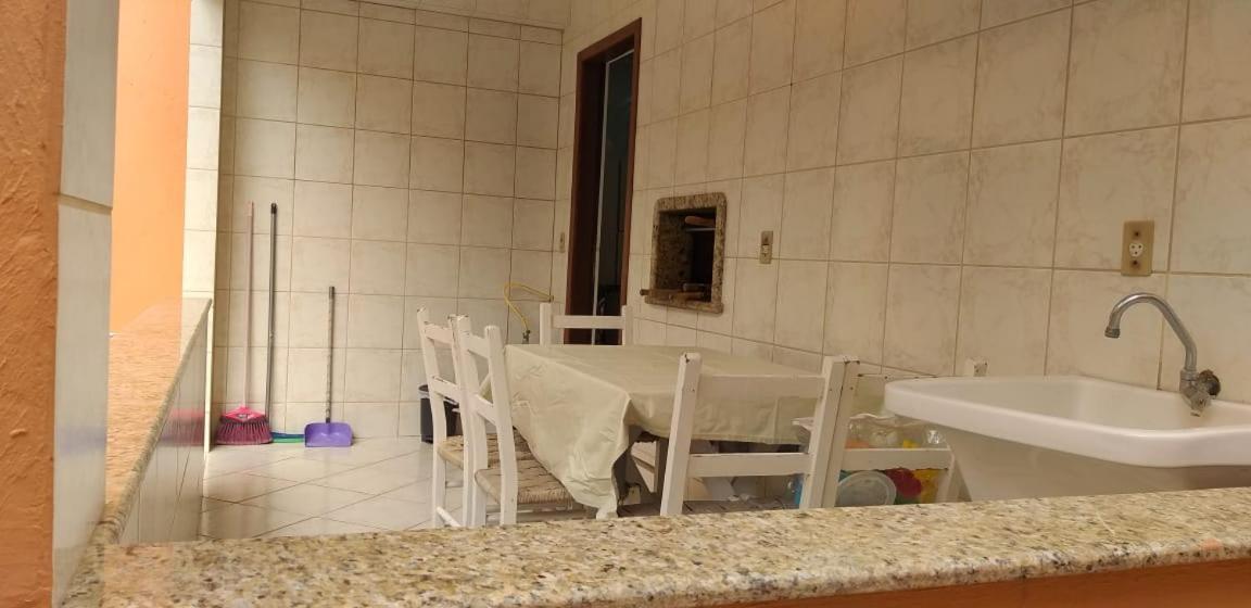 Casa 02 Dorm Na Rua Salmao Villa Bombinhas Ngoại thất bức ảnh