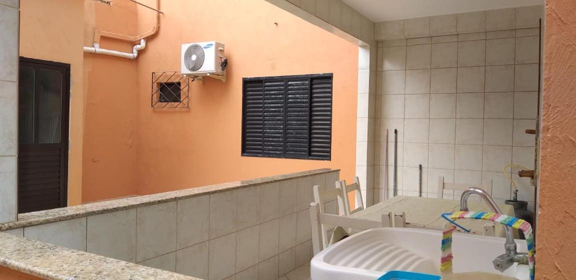 Casa 02 Dorm Na Rua Salmao Villa Bombinhas Ngoại thất bức ảnh